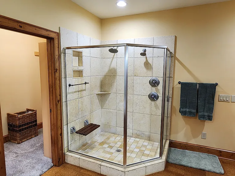 16946 Belle Isle Dr — Photo 26