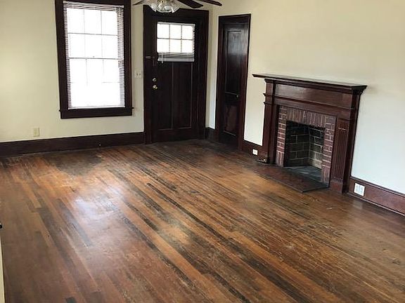 5th image of 12 Woodfin Ave