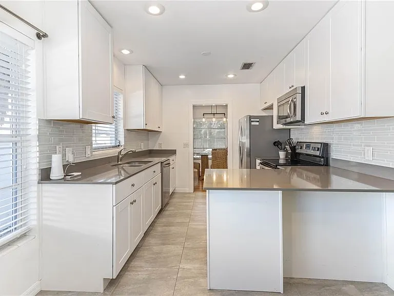 3997 McKay Creek Cir — Photo 5