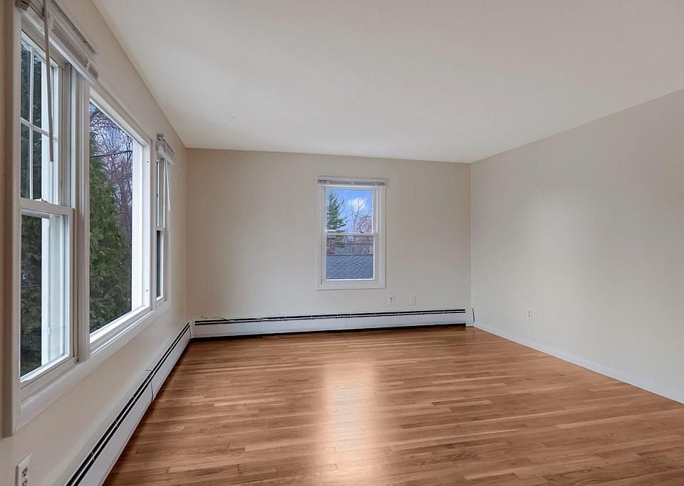 79 Fairfield St, Lowell, MA 01851 Zillow