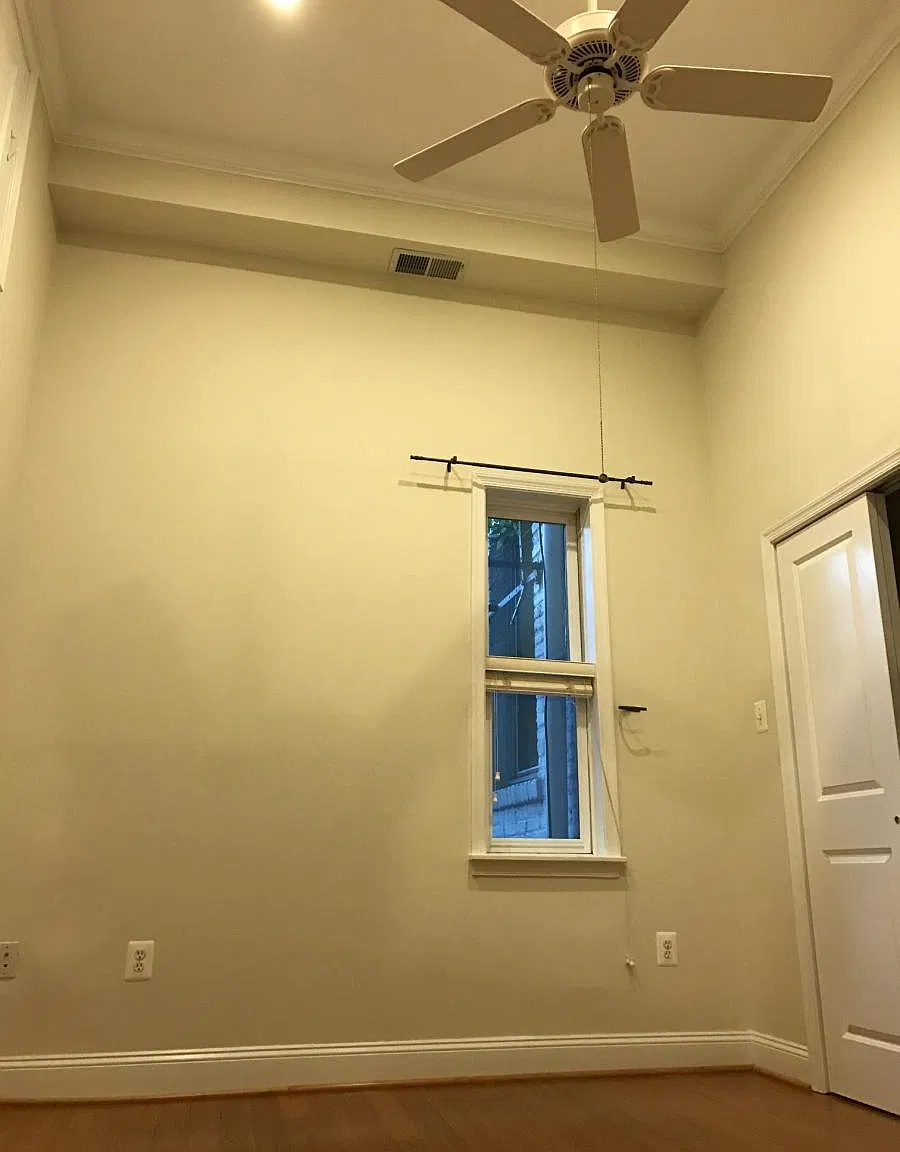 1 bed, 550 sqft, $2,300 — Photo 2