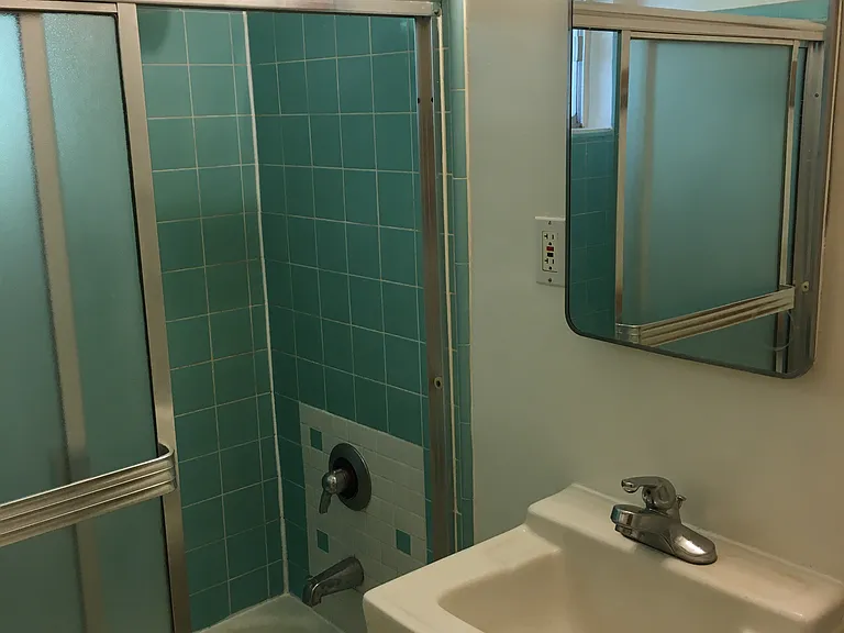 246 Bicknell Ave #6 — Photo 8
