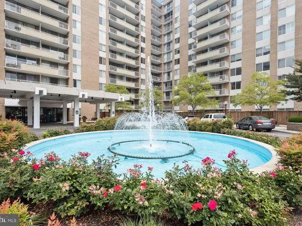 3001 Veazey Ter NW APT 1223, Washington, DC 20008
