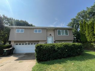 407 W Thomas St, Arlington Heights, IL 60004