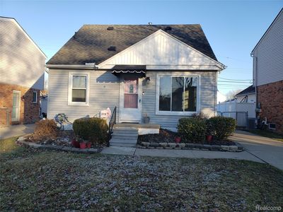 310 N Marias Ave, Clawson, MI, 48017