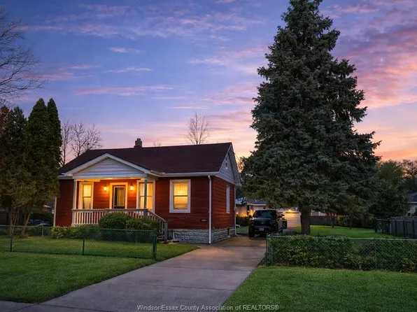 1430 Albert Rd, Windsor, ON N8Y 3P9