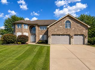 18811 Cap Ct, Country Club Hills, IL 60478