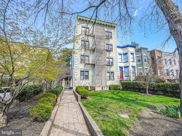 116 N Carolina Ave SE APT 201, Washington, DC 20003
