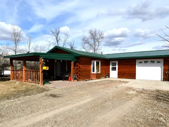 831 B Ave E, Glendive, MT 59330
