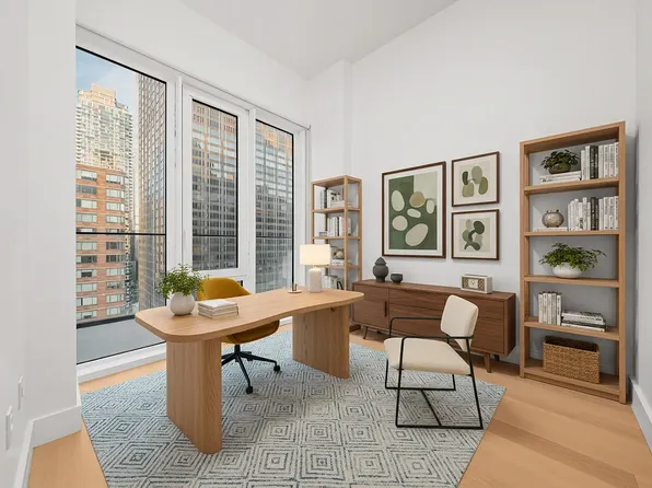 250 W 49th St, New York, NY