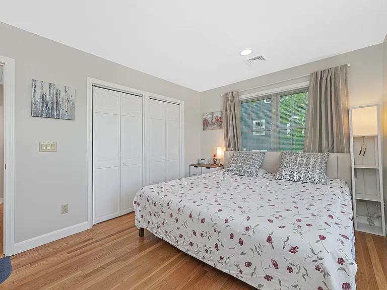 122 Massachusetts Ave #122 — Photo 27
