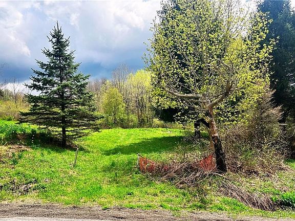 2nd image of Sisson Hill Rd