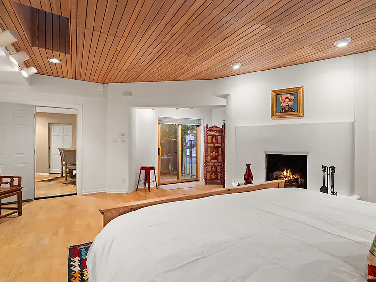 327 E De Vargas St — Photo 43