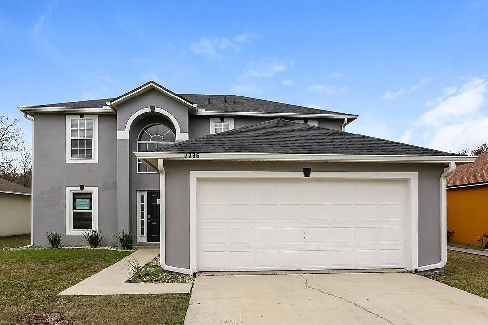 4 bed, 2.5 bath, 2156 sqft, $3,290 — Photo 1