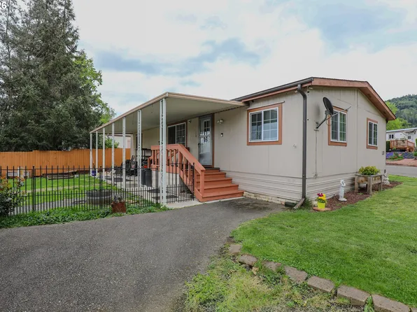 101 Molalla Ct, Roseburg, OR 97470