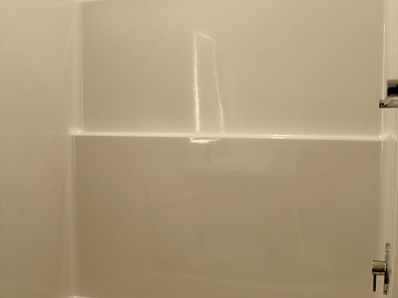 4th image of 1108 Castle St #211