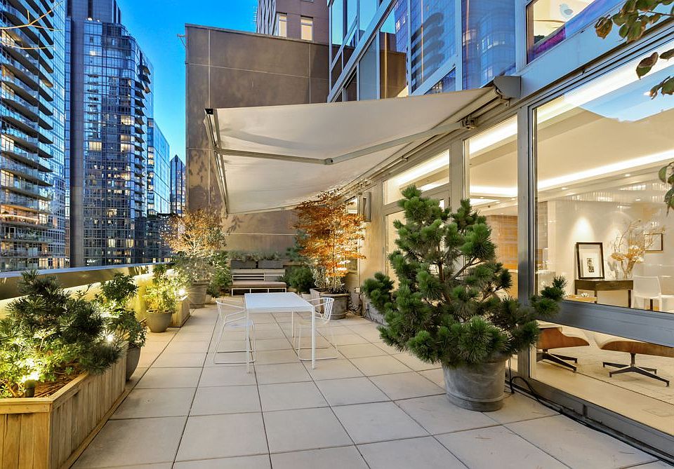 1st image of 225 W 60th St APT 6B