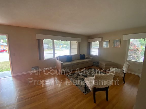 3rd image of 214 S Highland Ave