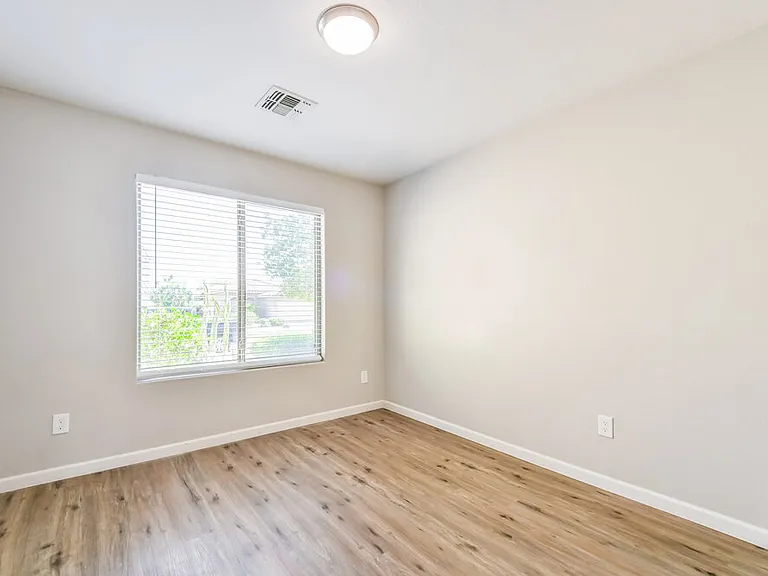 2781 W Mira Dr — Photo 13