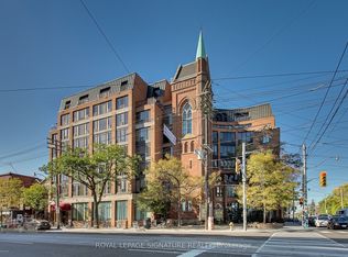 456 College St #415, Toronto, ON M6G4A3