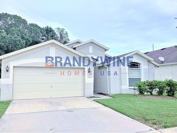 3rd image of 6829 Bluff Meadow Ct