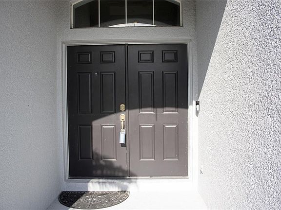 4th image of 433 York Dale Dr