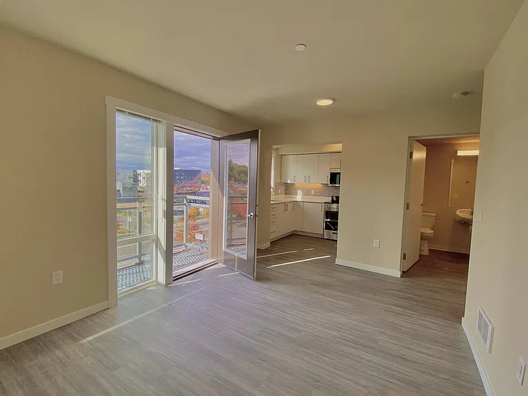 Cubix at Othello Apartments — Photo 79