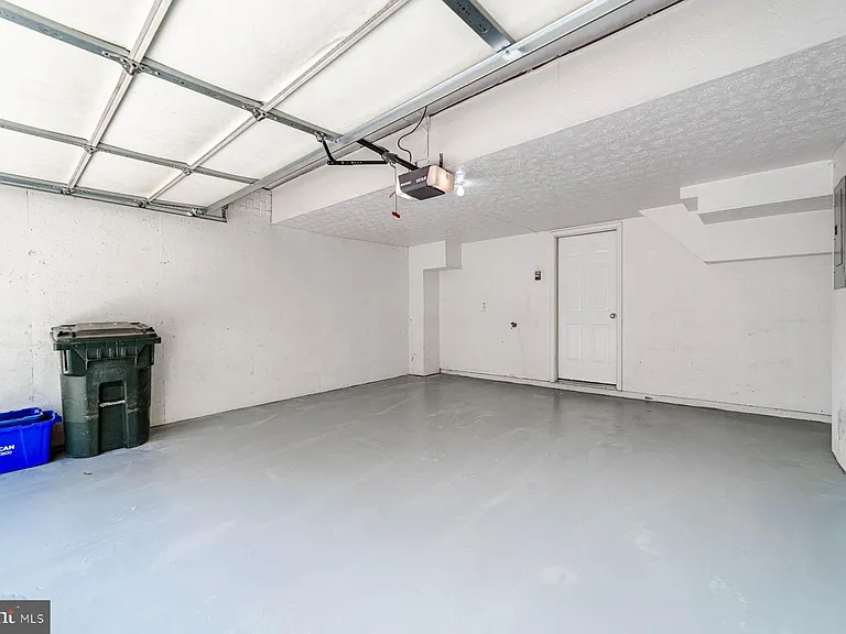 986 Harrison Cir — Photo 23
