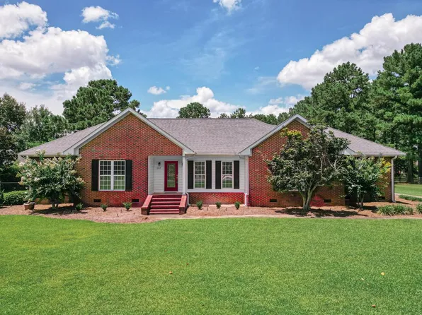 207 Wiregrass Way, Albany, GA 31721