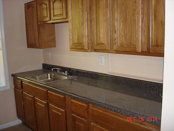 2nd image of 28 Tremont Ave APT 4