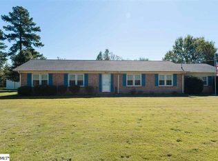 237 Peach Valley Dr, Spartanburg, SC 29303