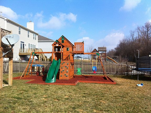 2nd image of 1305 Mallard Ln