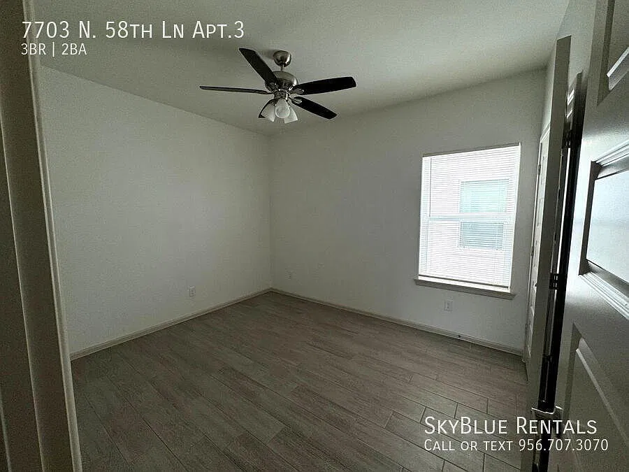 7703 N 58th St — Photo 4
