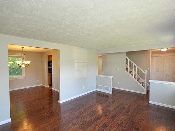 5th image of 11237 Logenberry Cir