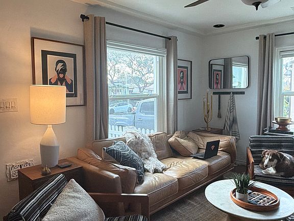 2nd image of 4844 Idaho St