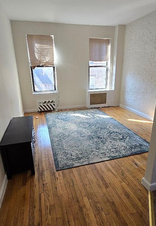 1st image of 232 E 78th St #5D