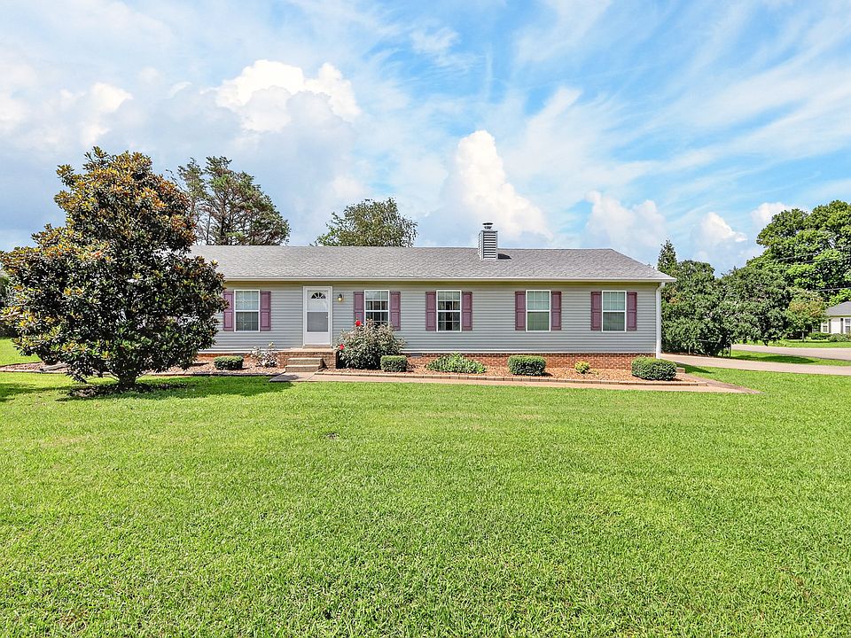 1st image of 2504 Angelyn Dr