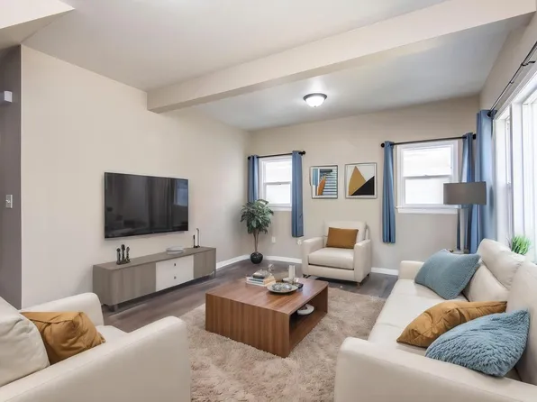 3044 North Booth STREET, Milwaukee, WI 53212