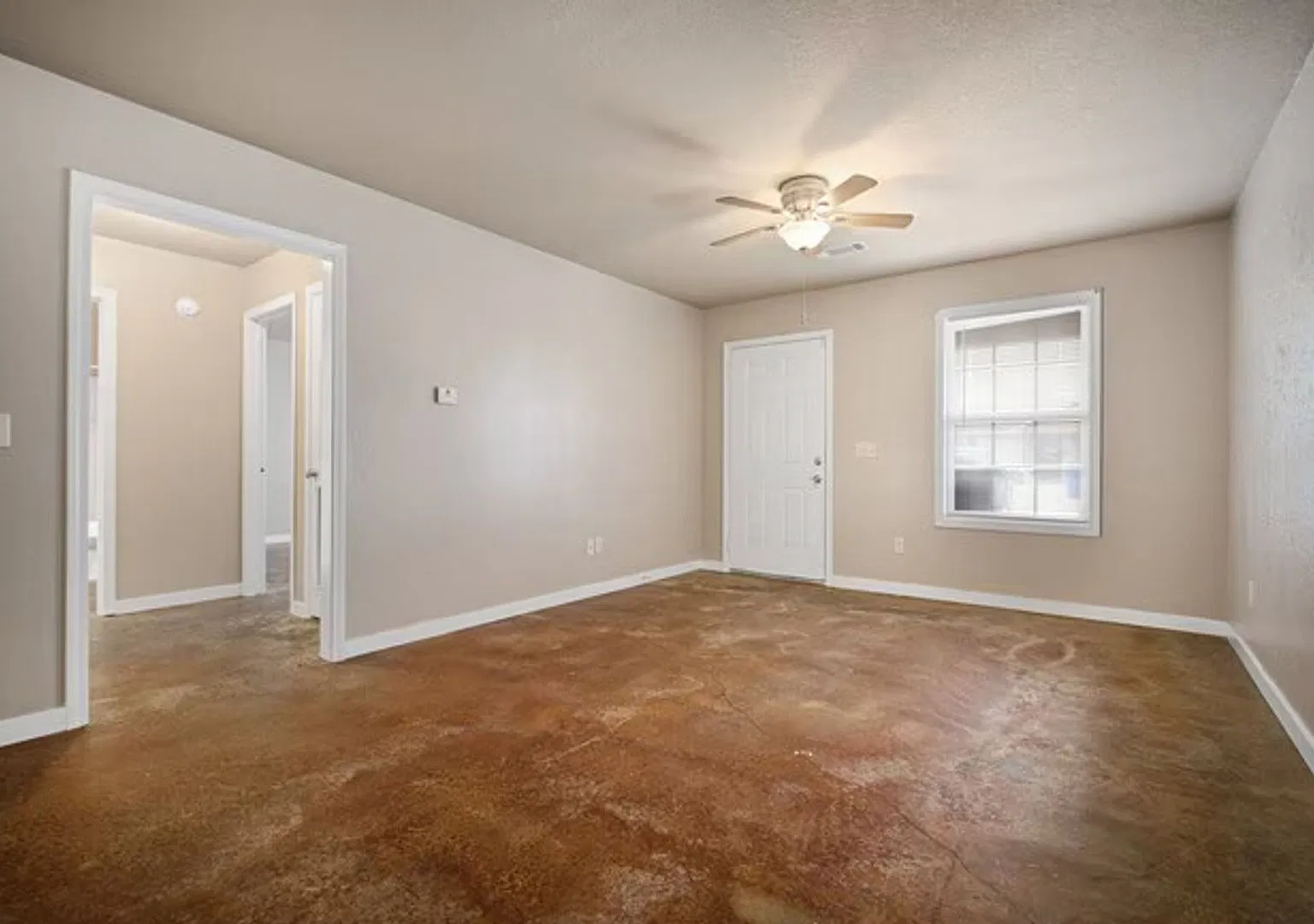 Maple Pointe Apartments — Photo 3