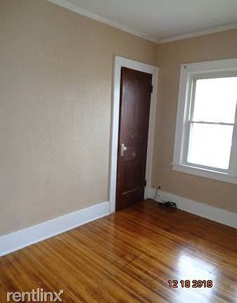 00N0N_2sWqT5XYF30_600x450