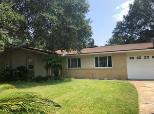 121 Woodbine Cir, Fort Walton Beach, FL 32548