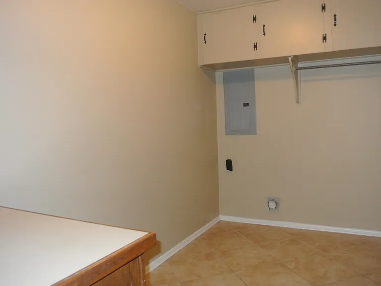 426 Cardinal Dr — Photo 20