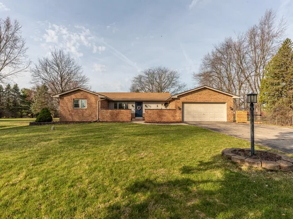 1075 Harold Cir, Ann Arbor, MI 48103