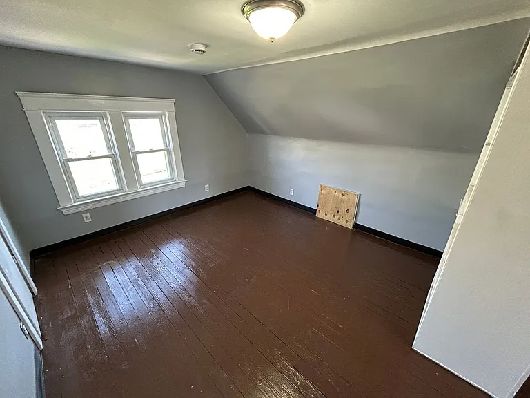 11220 Primrose Ave — Photo 19
