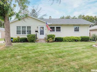 2412 N Ohio Ave, Davenport, IA 52804