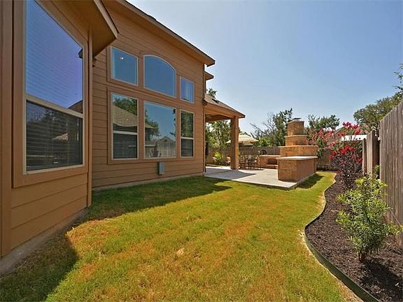 4th image of 523 Walsh Hill Trl