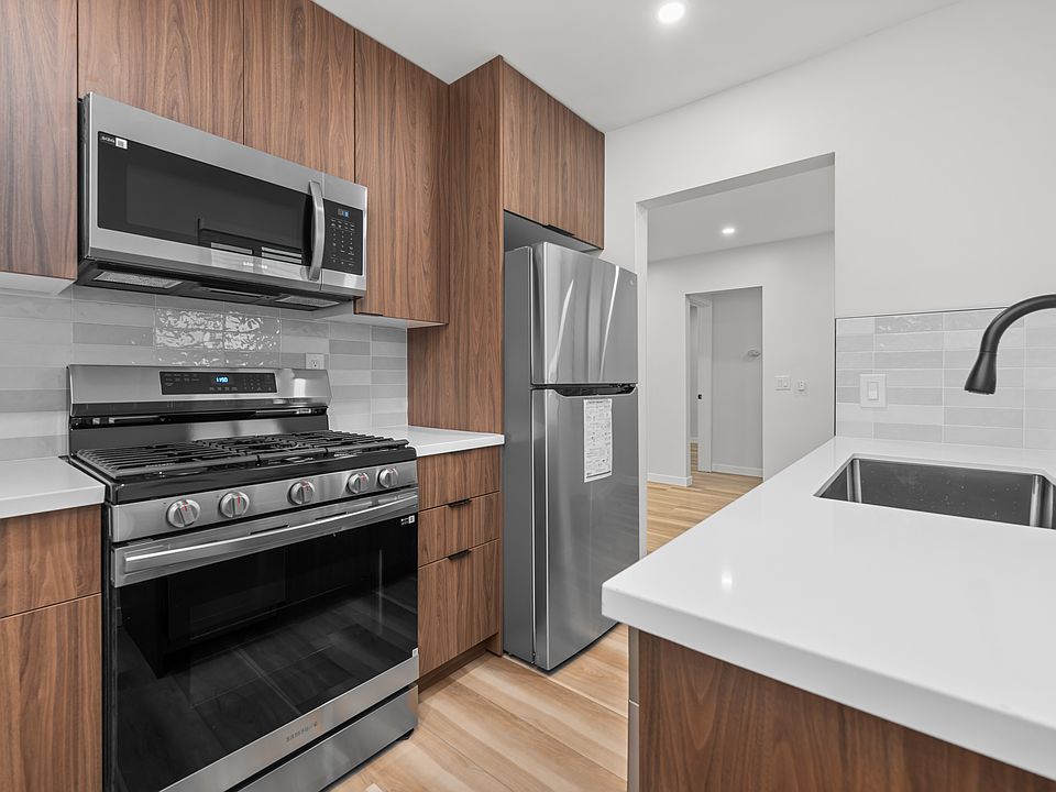 1st image of 3856 39th St #3858