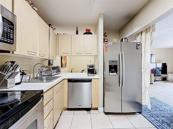 4th image of 13791 SW 66th St APT 169-E