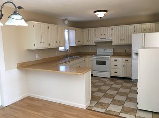 500 Marilyn Dr, New Baden, IL