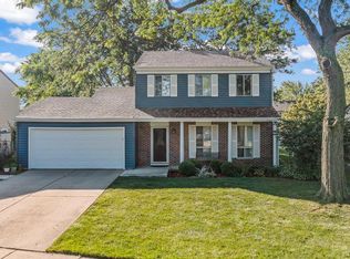 1387 Appomattox Trl, Carol Stream, IL 60188